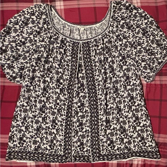 Max Studio Tops - Max Studio Black and White Floral Blouse